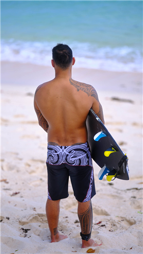 Quiksilver TAKARANGI 20" BOARDSHORT BY KEHU BUTLER, BLACK