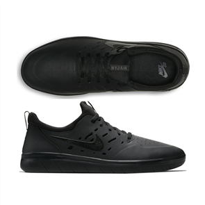 Nike Mens Nyjah Free Skateboarding Shoe, Black Black