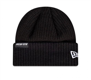 New Era PREMIUM ESSENTIAL 6DART RIBBED BEANIE, BLACK
