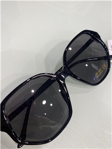 Stella + Gemma Nyc Sunglasses, Black