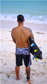 Quiksilver TAKARANGI 20" BOARDSHORT BY KEHU BUTLER, BLACK