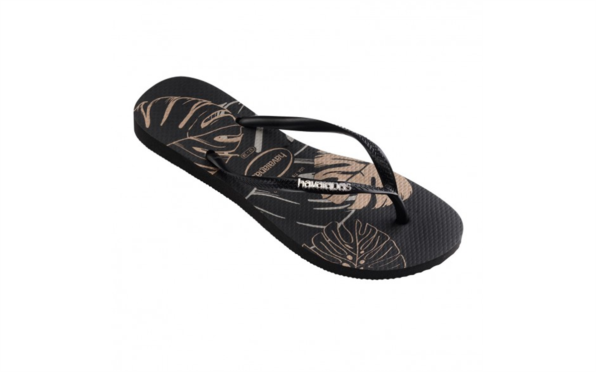black havaianas with metal logo